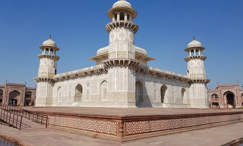 Taj Mahal tour packages